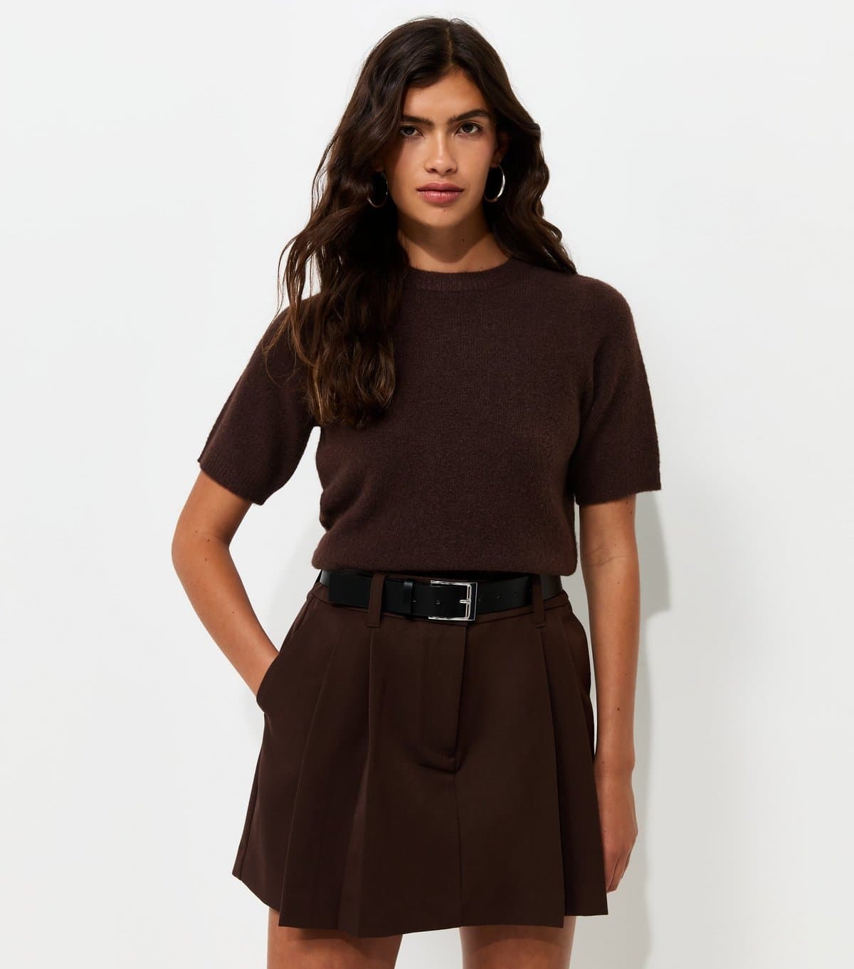 New Look Women's Dark Brown Short Sleeve Midweight Knit T-Shirt New Look