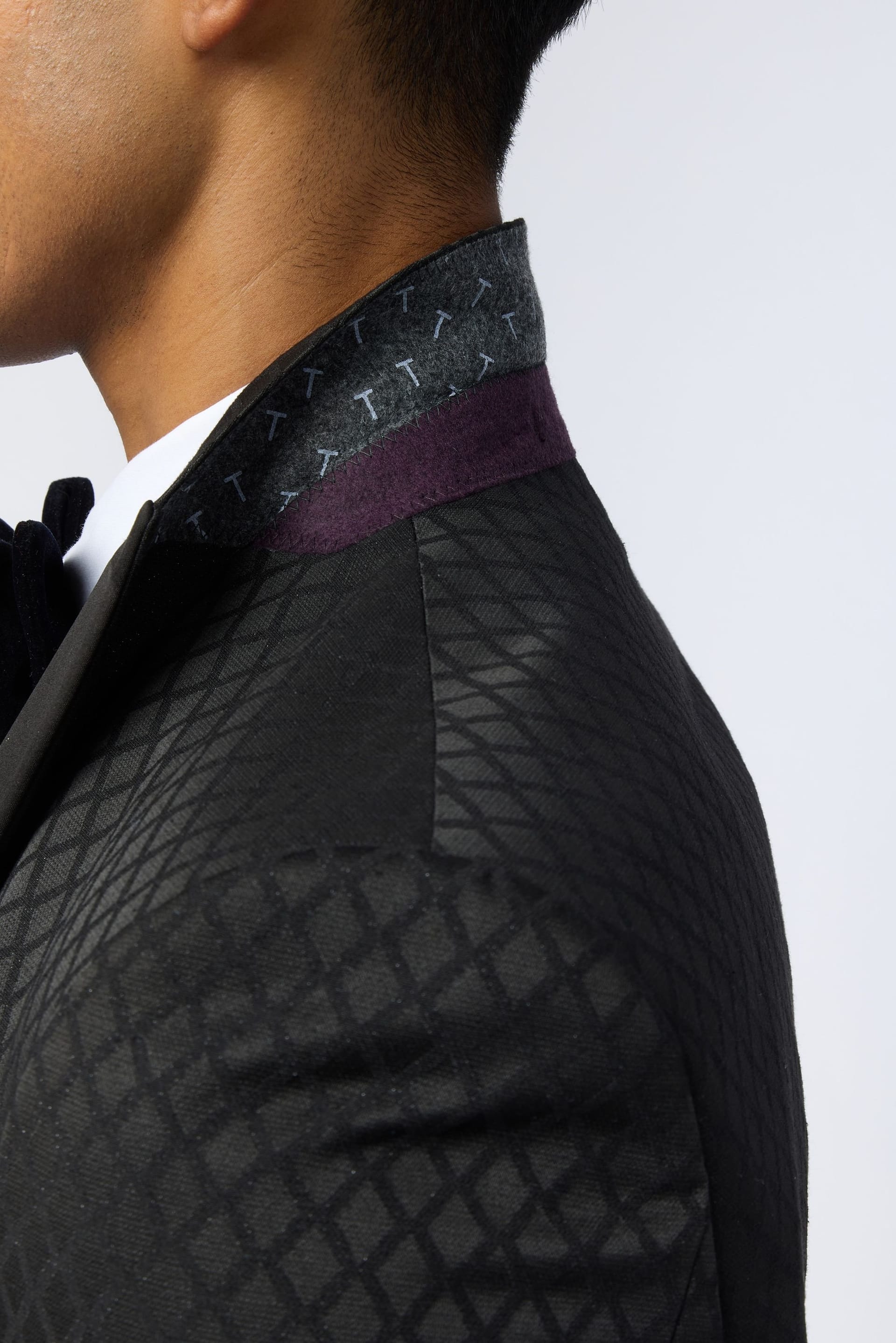 Ted Baker Ted Baker Men's Sabine Slim Fit Diamond Jacquard Jacket in Black - 4