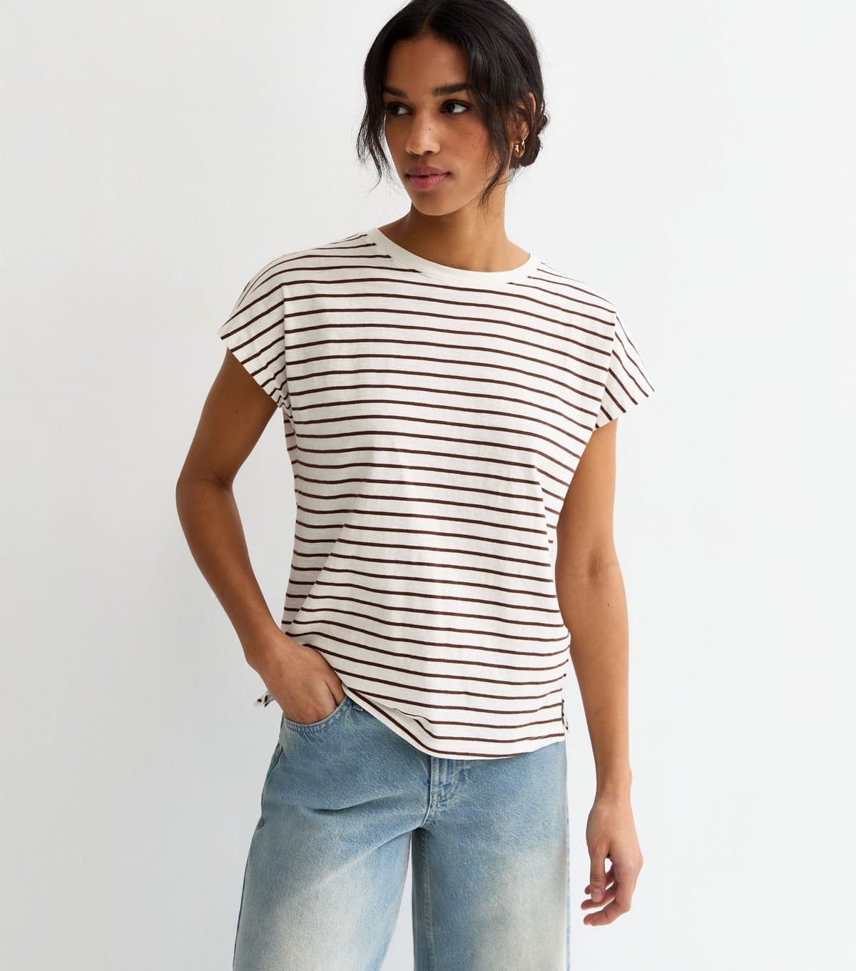 New Look Women's Brown Cotton Striped Grown On Sleeve T-Shirt New Look