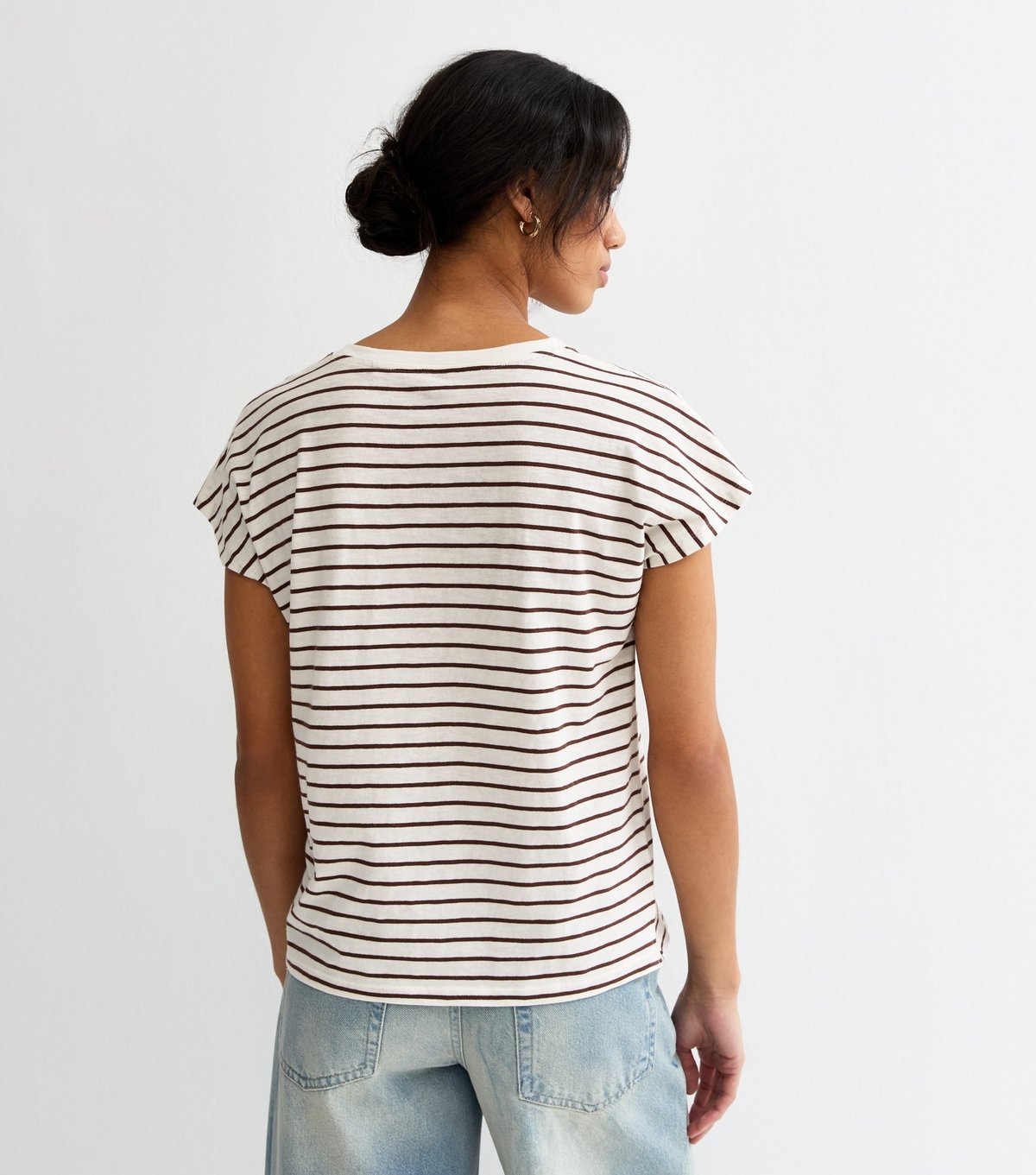 New Look Women's Brown Cotton Striped Grown On Sleeve T-Shirt New Look - 4
