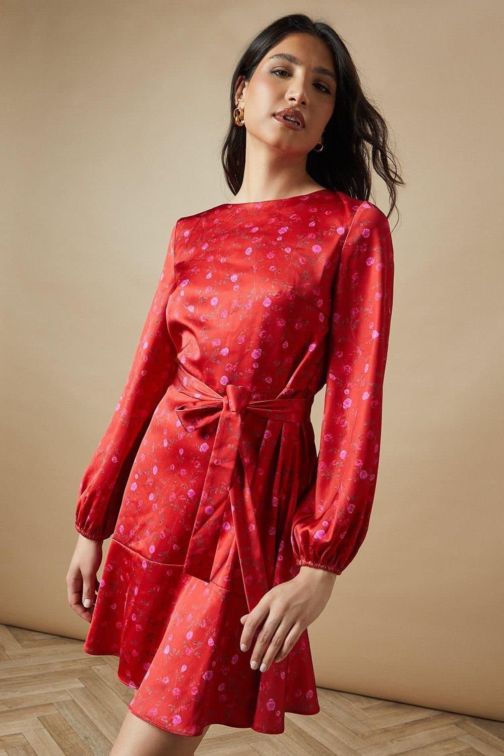 Oasis Oasis Women's Occasion Floral Satin Cowl Mini Dress in Red