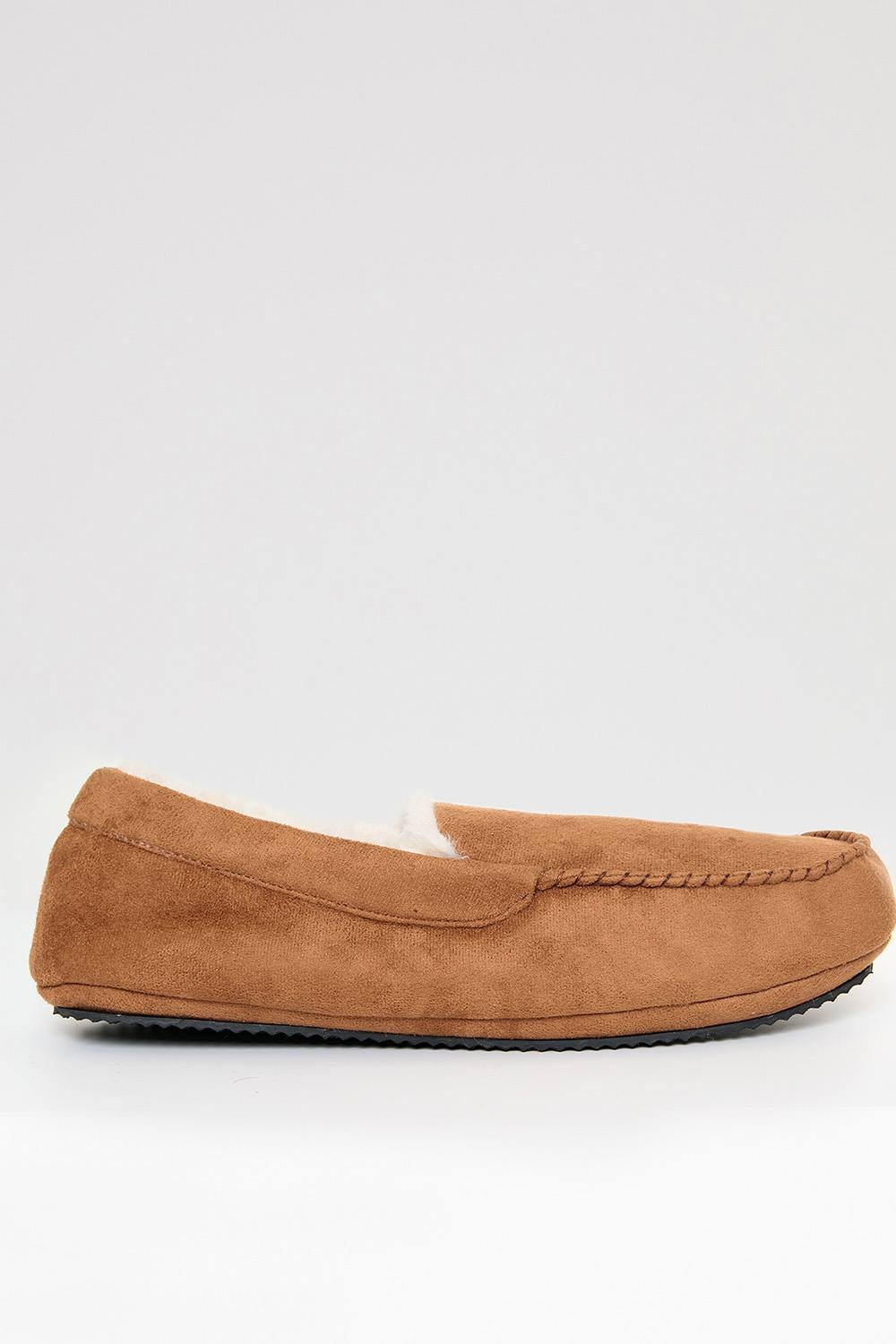 Threadbare Threadbare Men's Faux Suede Faux Fur Lined Moccasin Slippers in Tan - 2
