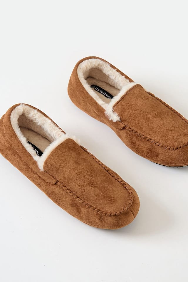 Threadbare Threadbare Men's Faux Suede Faux Fur Lined Moccasin Slippers in Tan - 3