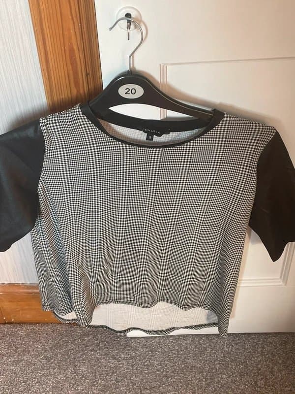 New Look Womans top