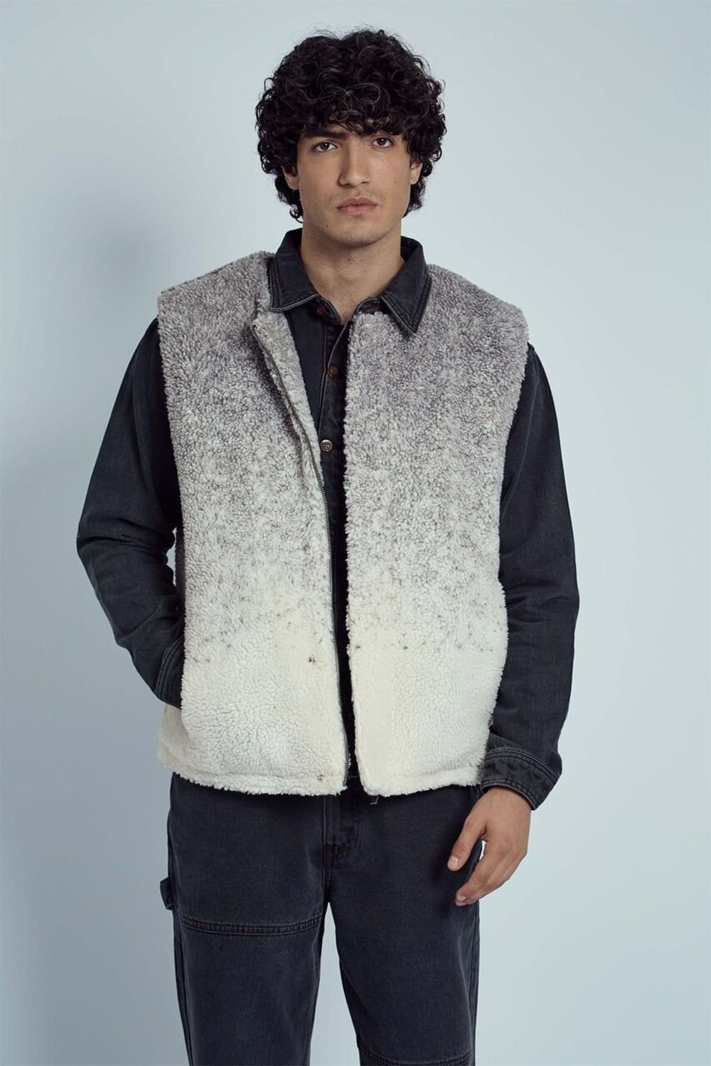 Native Youth Men's Ombre Borg Round Neck Zip Gilet in Grey