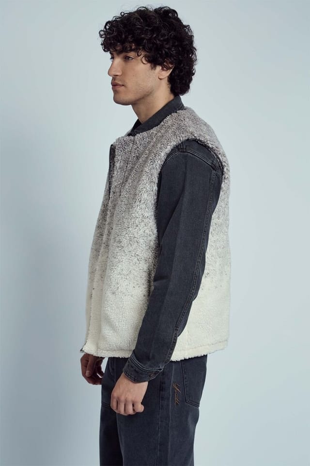 Native Youth Native Youth Men's Ombre Borg Round Neck Zip Gilet in Grey - 3