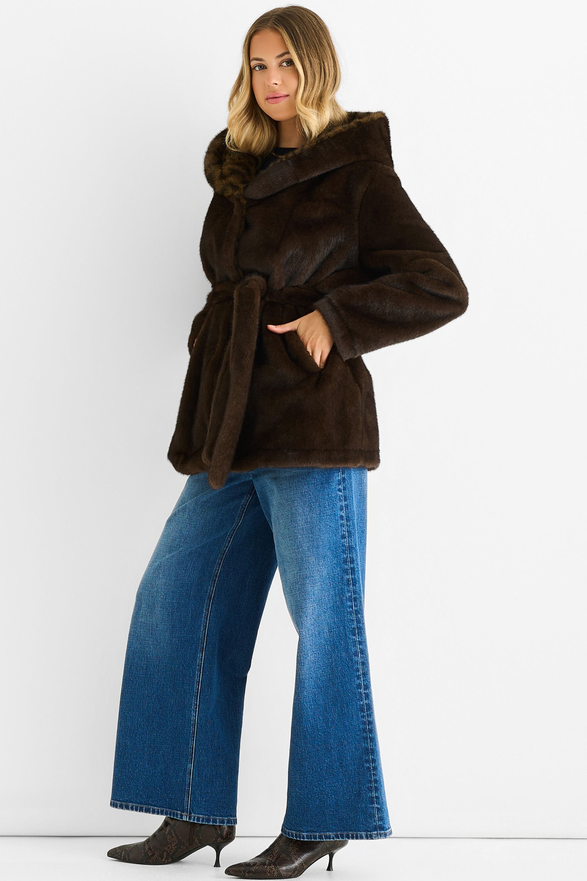 Gini London Gini London Women's Chocolate Premium Contrast Lapel Hood Animal Faux Fur Jacket - 3