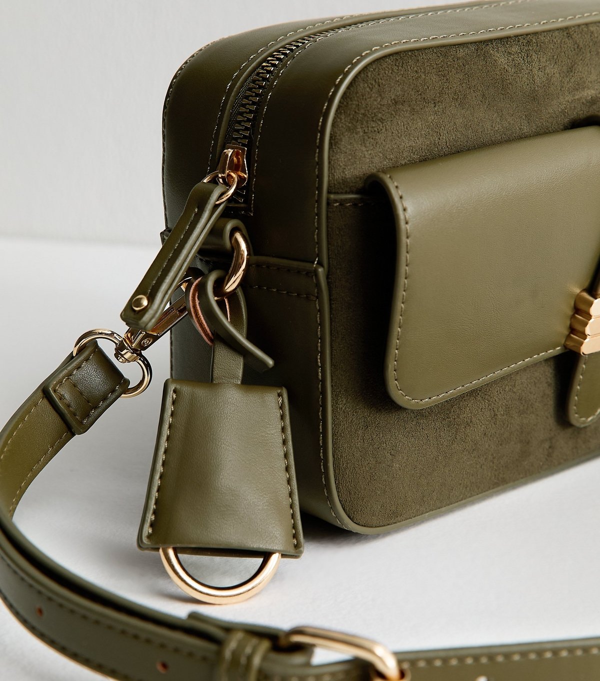 New Look Dark Khaki Faux Leather Front Pocket Crossbody Bag New Look - 3