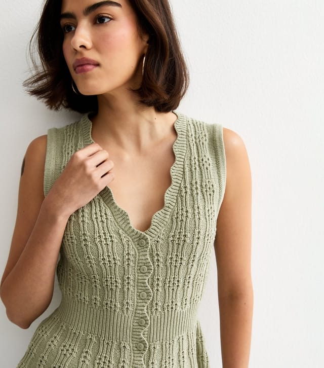 New Look Women's Green Cotton Rich Textured Knit Waistcoat New Look - 2