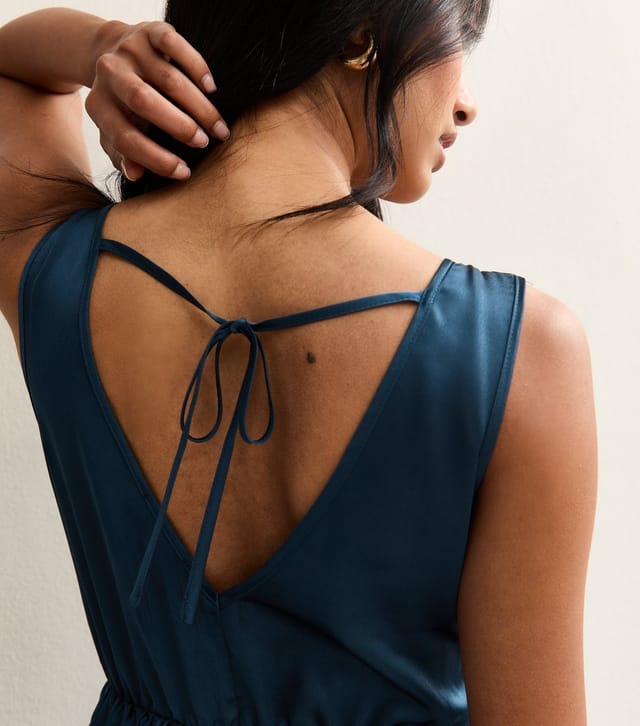 New Look Women's Navy Satin Pleated Midi Dress New Look - 2