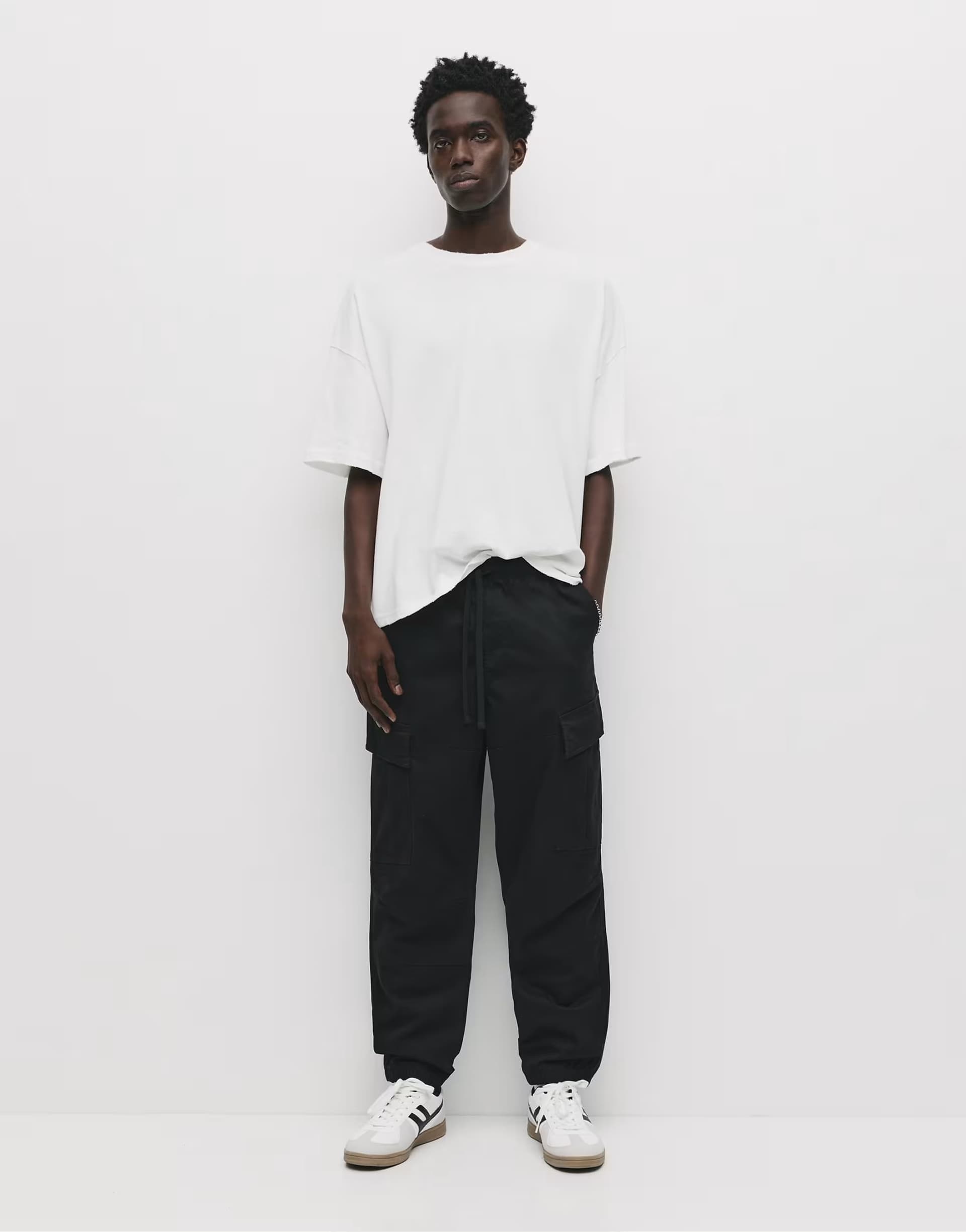 ASOS Pull&Bear Cargo joggers in black