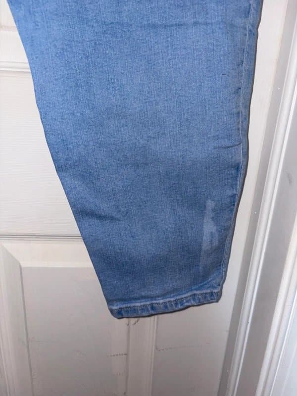 ASOS ASOS Distressed Jeans Blue Size 22