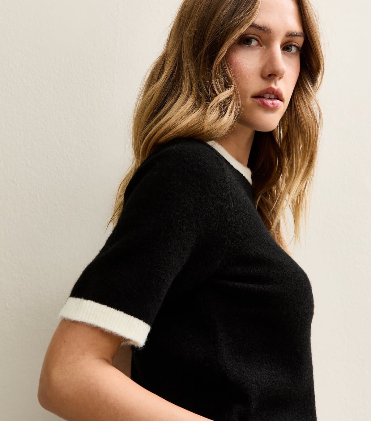 New Look Women's Black Knit Contrast Rib T-Shirt New Look