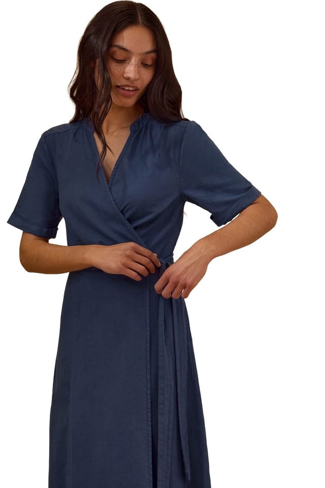 Celtic & Co Celtic & Co Women's Luxurious Linen Wrap Midi Dress in Dark Navy - 3