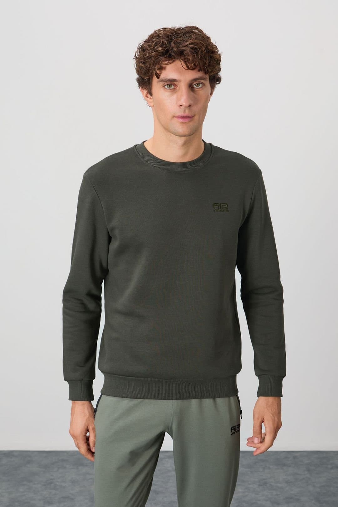 Tommy Life Tommy Life Men's Regular Fit Crew Neck Sweatshirt in Olive