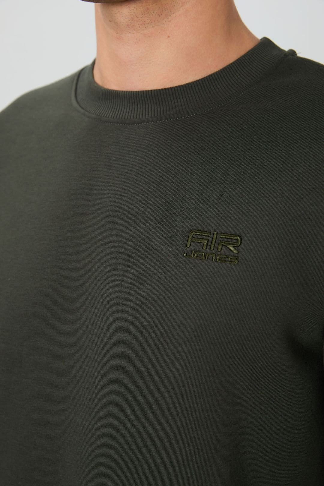 Tommy Life Tommy Life Men's Regular Fit Crew Neck Sweatshirt in Olive - 4