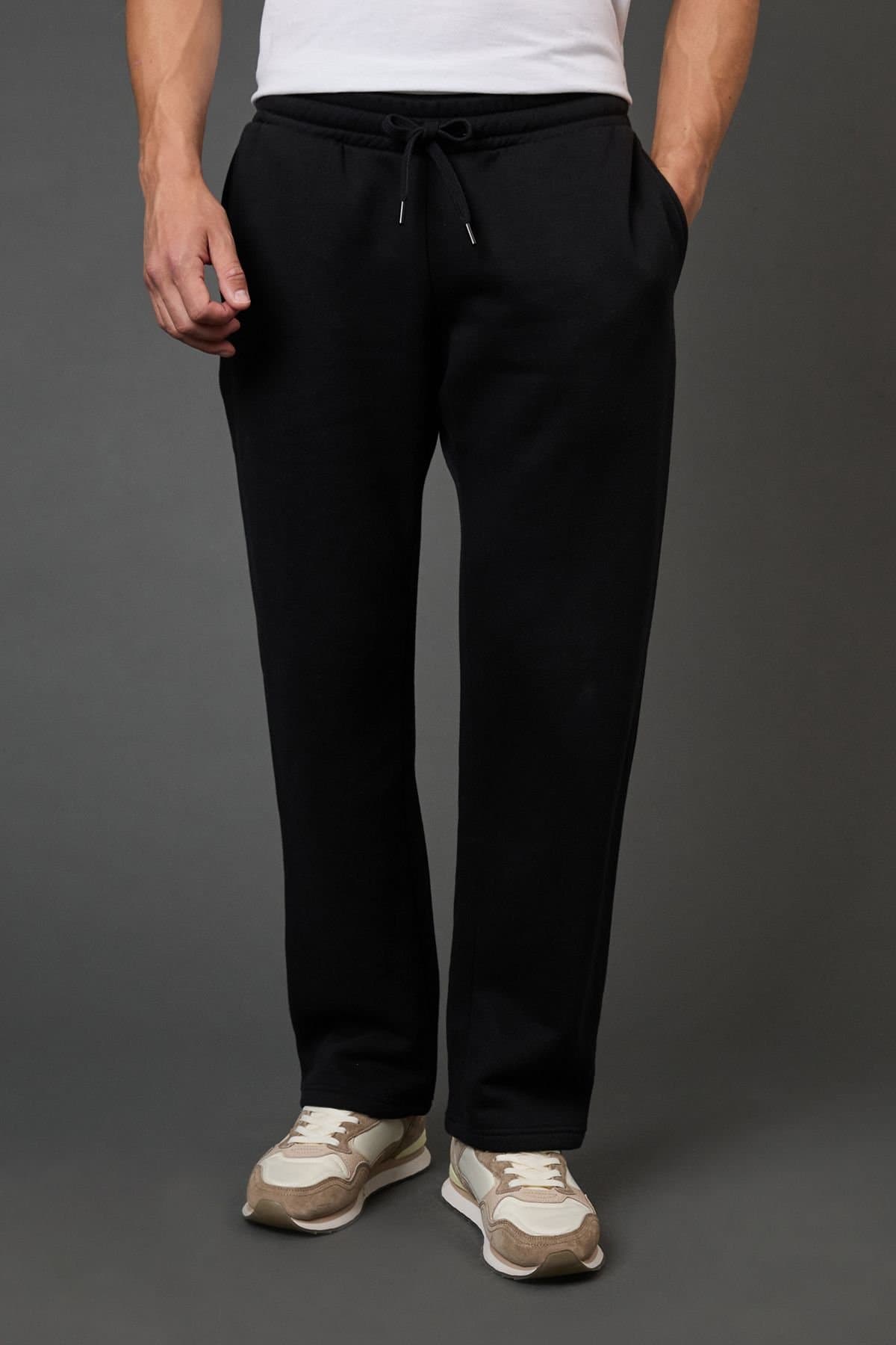 Burton Burton Men's Black Straight Leg Joggers