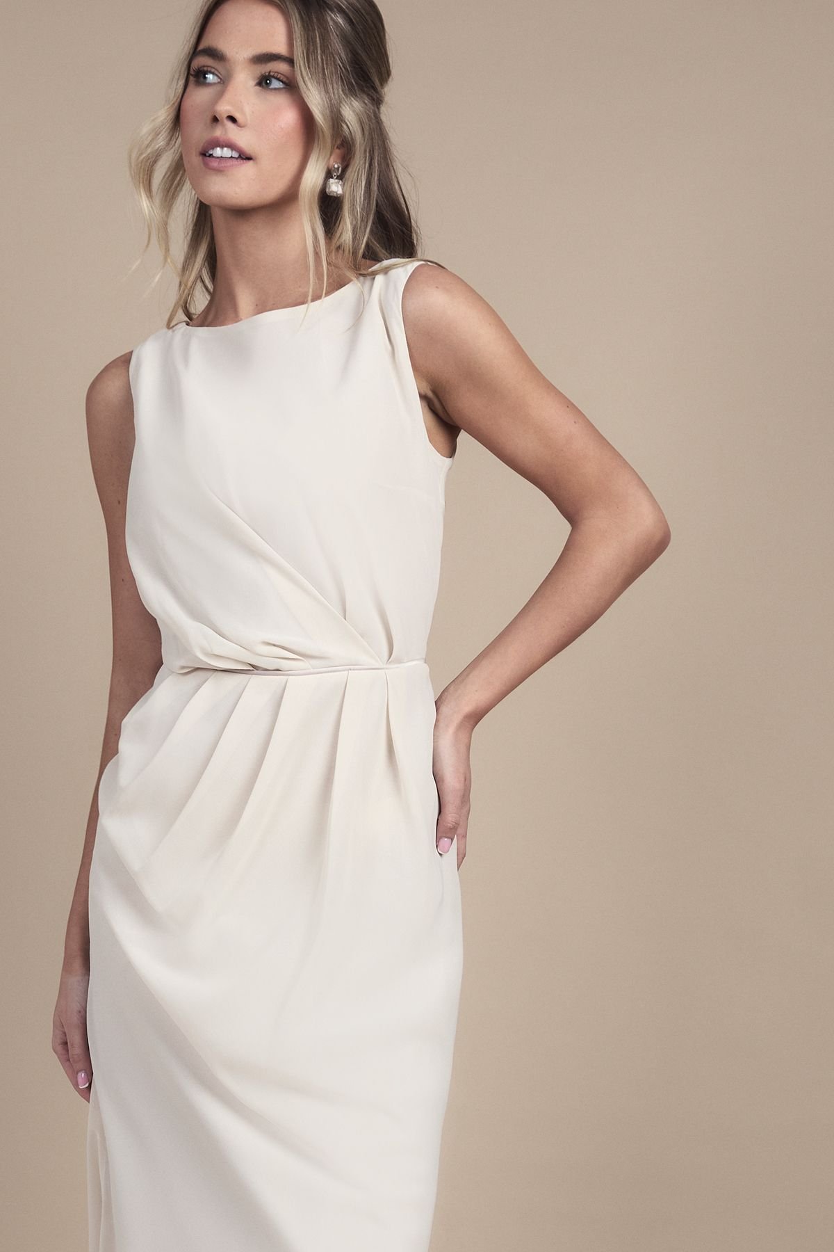 Coast Coast Women's Teen Bridesmaid Ruched Detail Satin Maxi Bridesmaid Dress in Champagne - 2