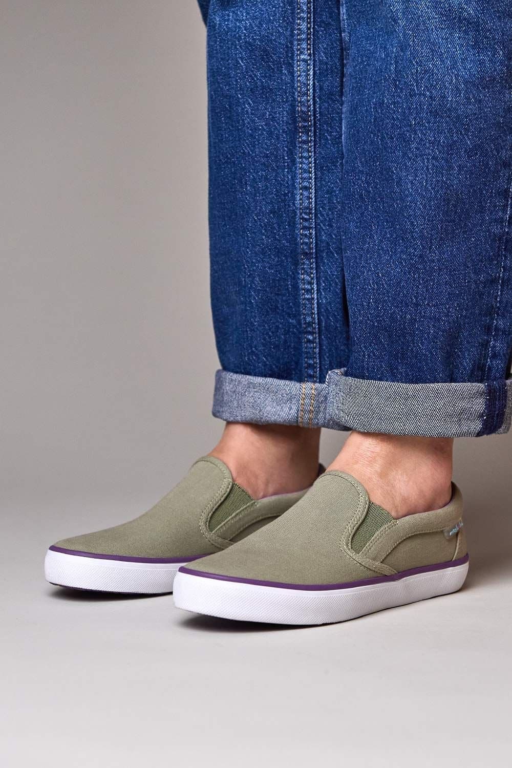 Moshulu Moshulu Pale Green Slip-on Pumps for Women