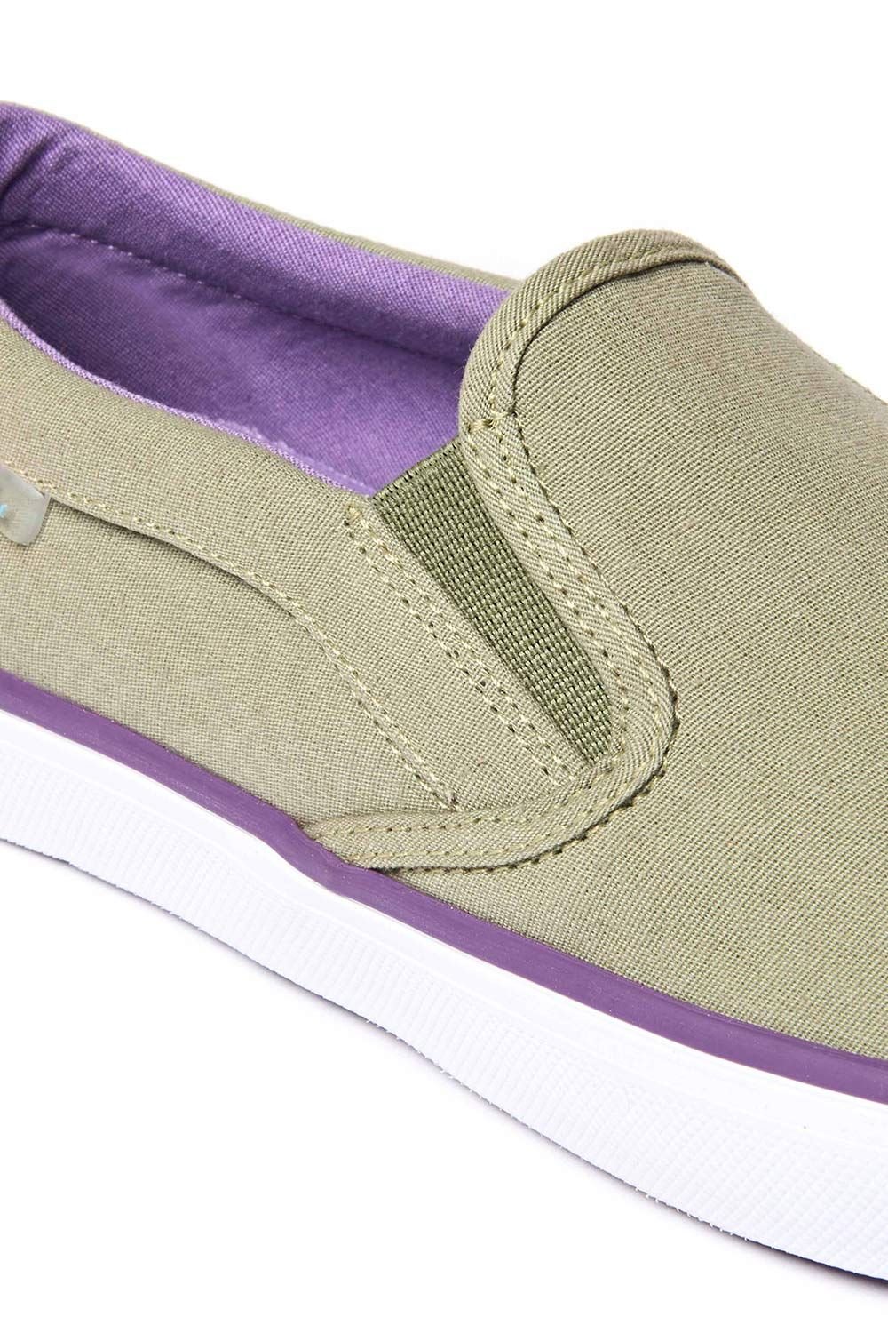 Moshulu Moshulu Women's 'Dundee' Slip-on Pumps in Pale Green - 3