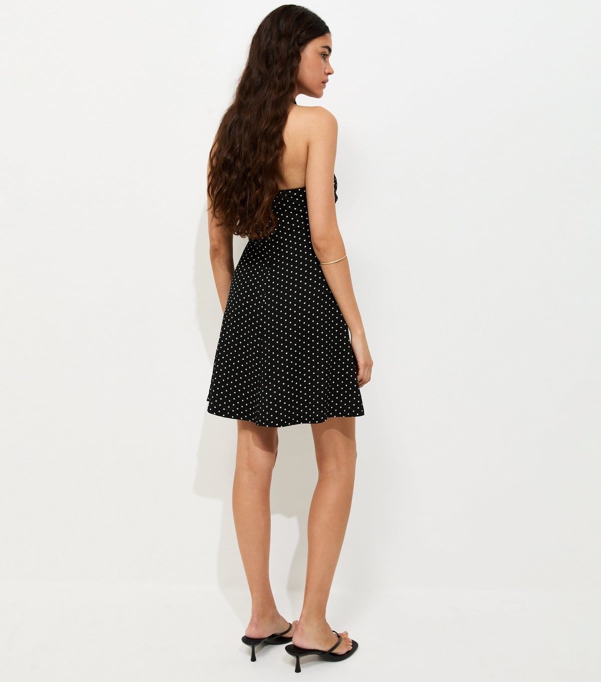 New Look Women's Black Crinkle Texture Spot Print Halter V-Neck Lace Trim Mini Dress New Look - 4