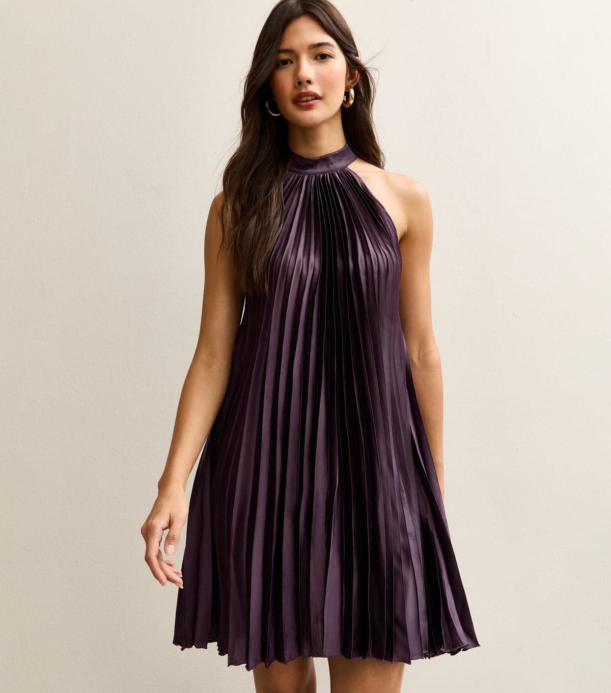 New Look Women's Dark Burgundy Pleated Halterneck Mini Dress New Look