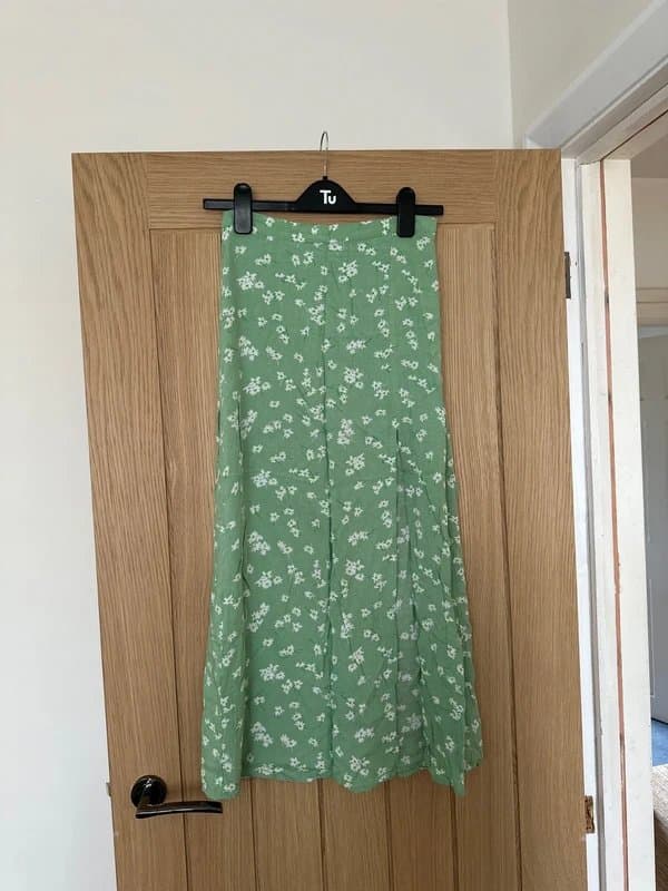 ASOS Design ASOS Design long skirt (size 8)