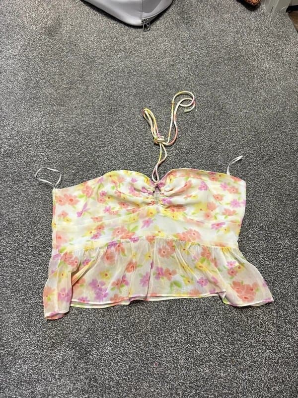 Bershka Bershka chiffon white flower top