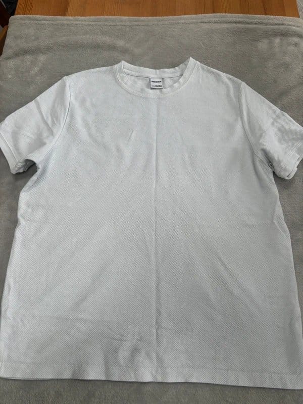 Bershka Men's Light Grey Crew Neck T-Shirt