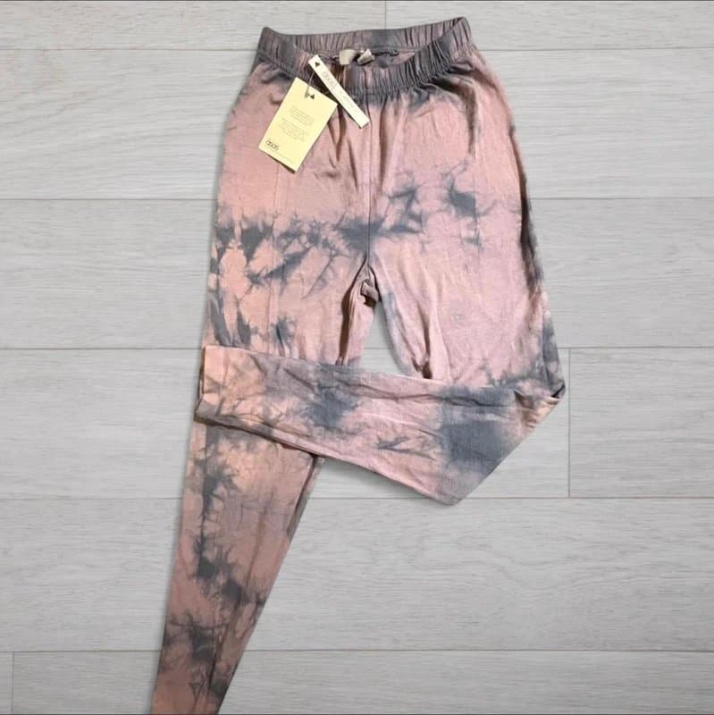 ASOS Petite ASOS petite tie dye leggings size 6