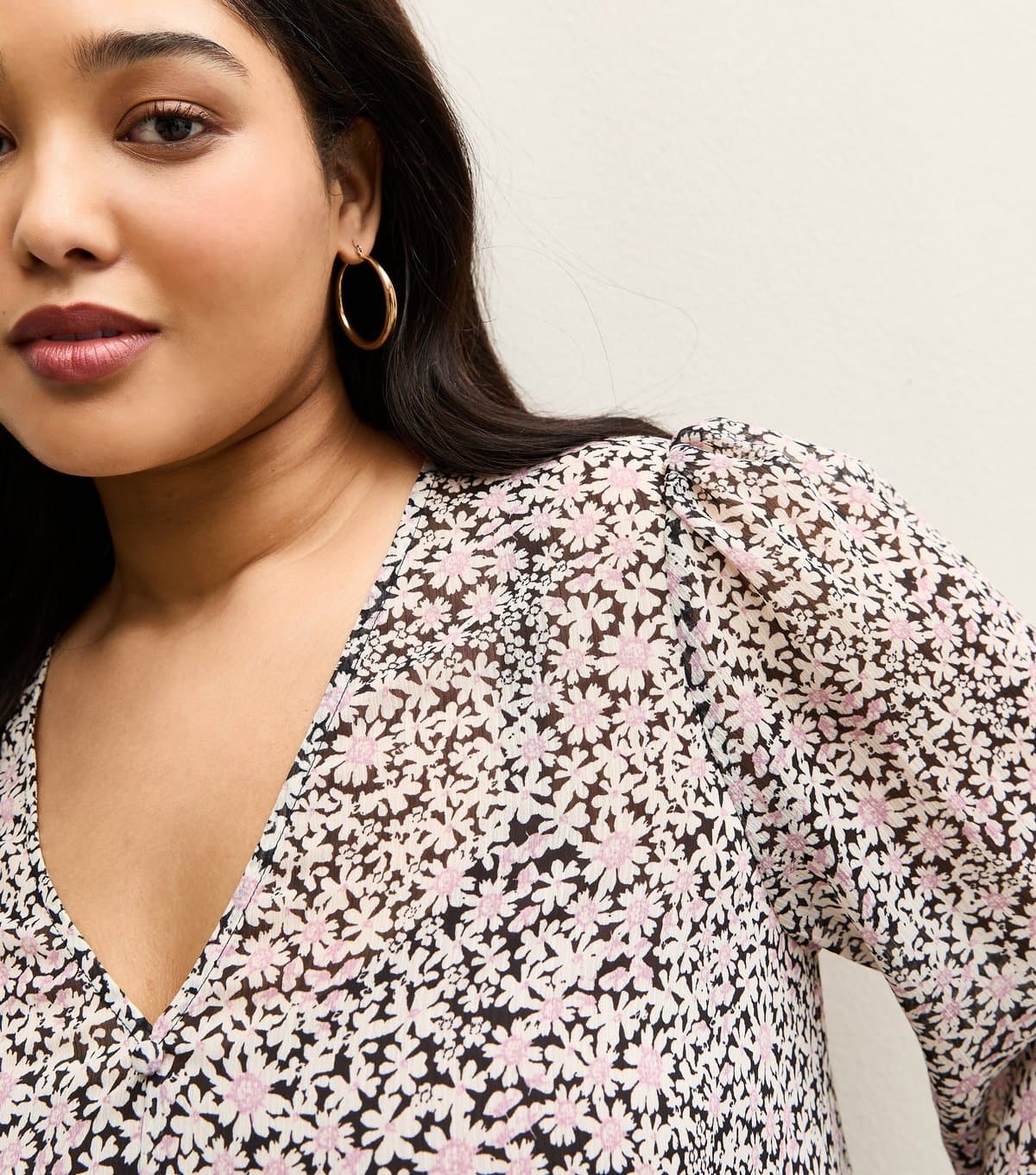 New Look Women's Plus Size Light Pink Daisy V- Neck Sheer Chiffon Tea Blouse Curves New Look