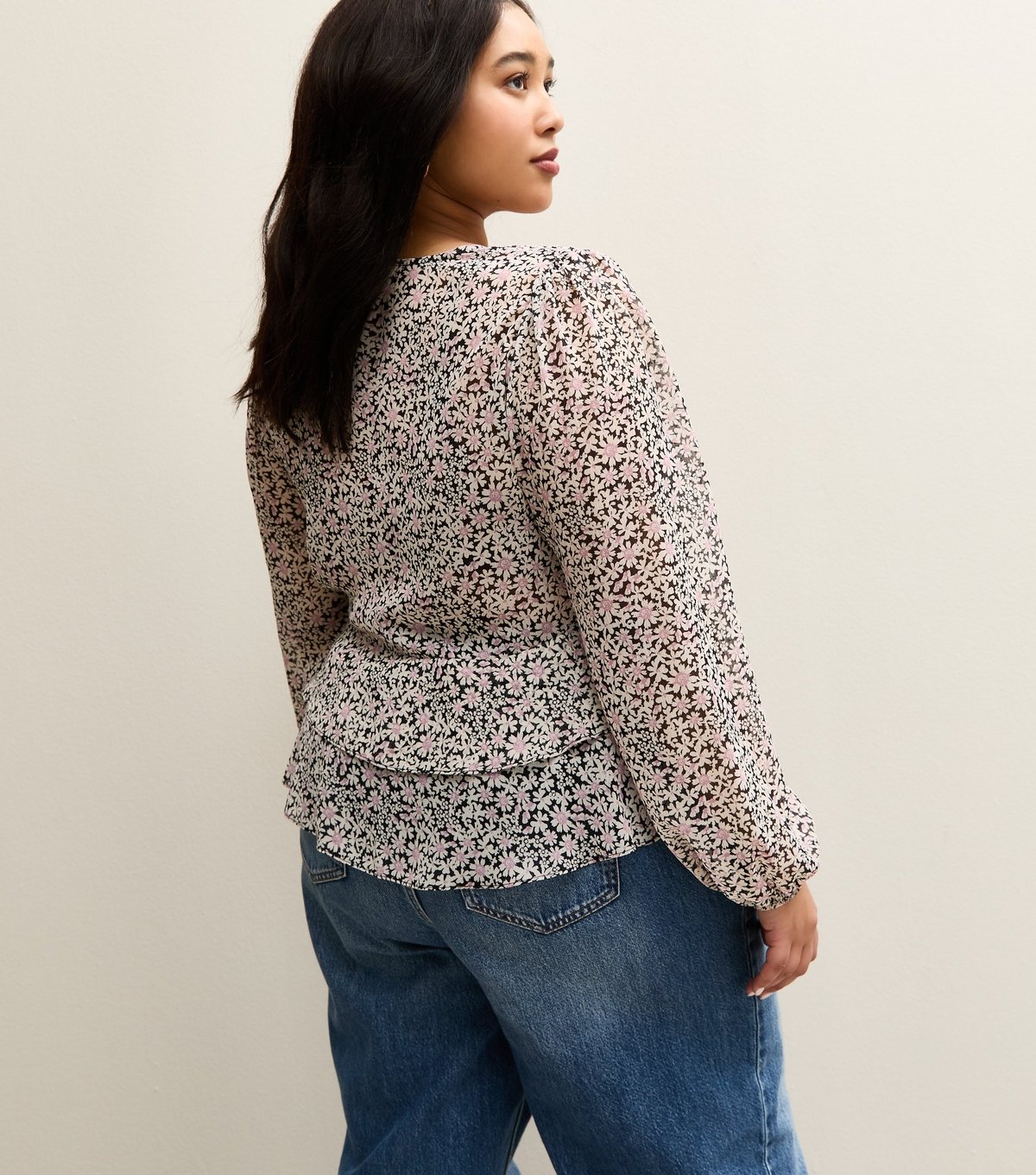 New Look Women's Plus Size Light Pink Daisy V- Neck Sheer Chiffon Tea Blouse Curves New Look - 4