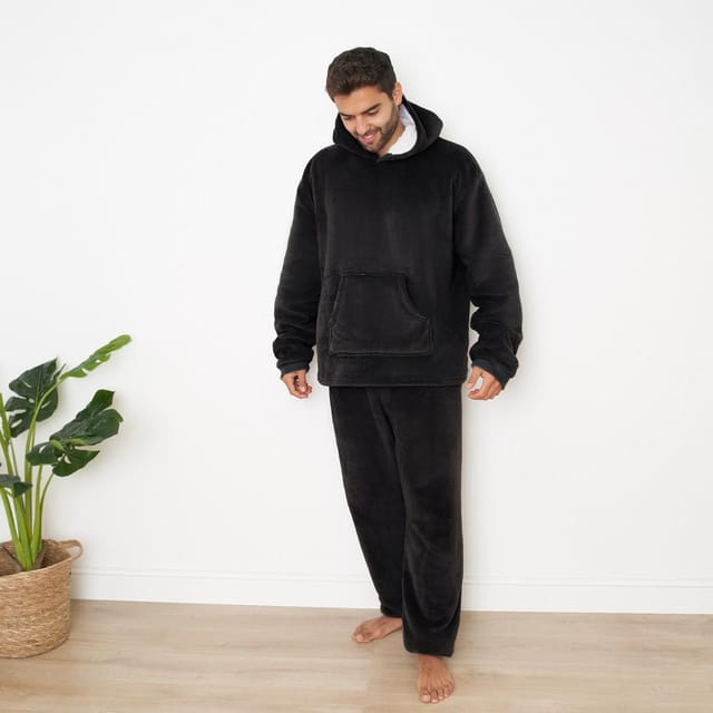 OHS OHS Men's Soft Coral Fleece Sherpa Lined Hoodie Pyjama Set in Black - 2