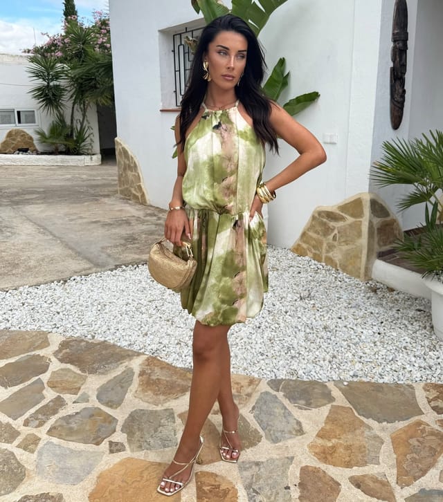 AX Paris Women's Green Printed Bubble Hem Mini Dress AX Paris New Look - 2