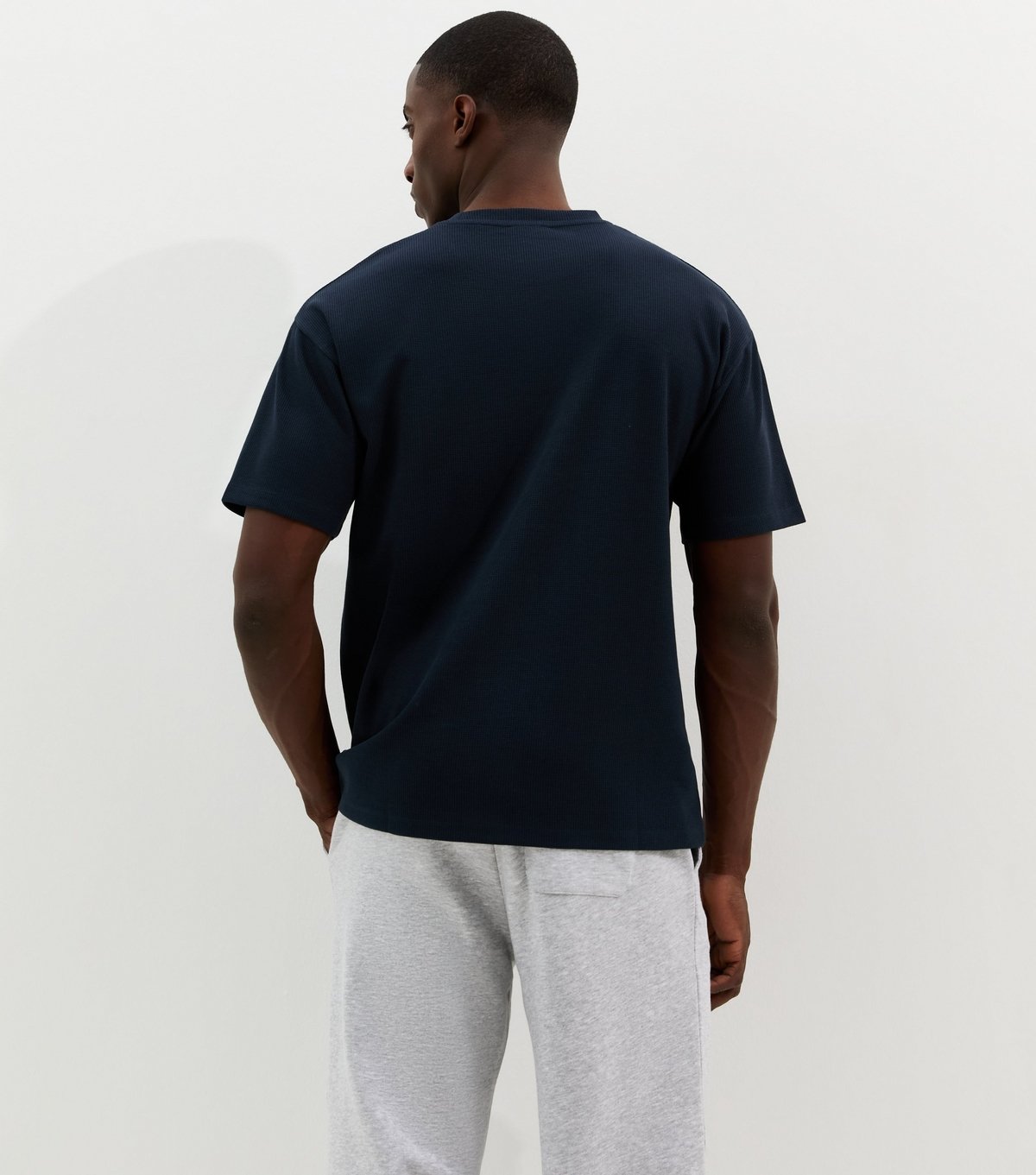 New Look Men's Navy Oversized Waffle Texture T-Shirt New Look - 4