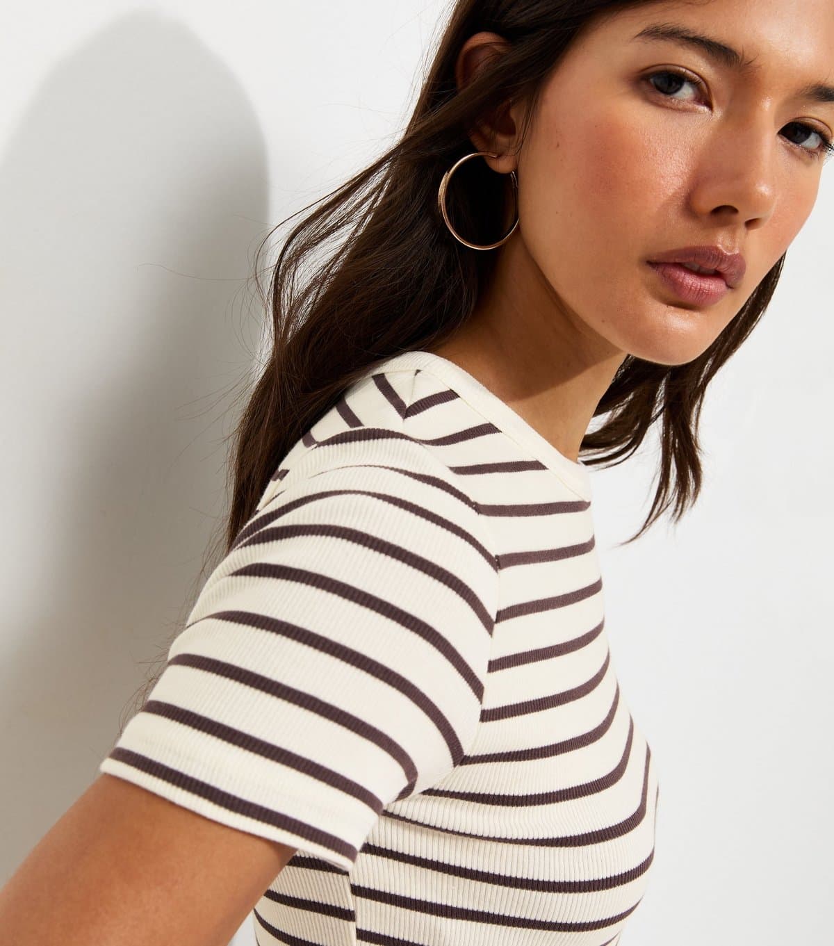 New Look Women's Brown Cotton Rich Striped Crew Neck T-Shirt New Look