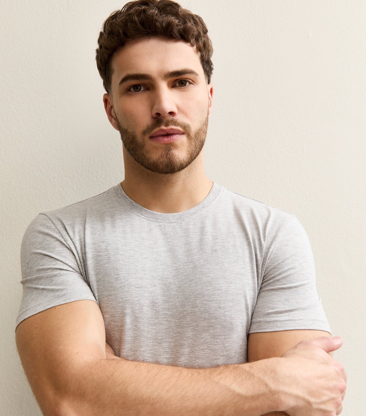 New Look Men's Pack of 2 White and Grey Muscle Fit Crew Neck T-Shirts New Look - 2