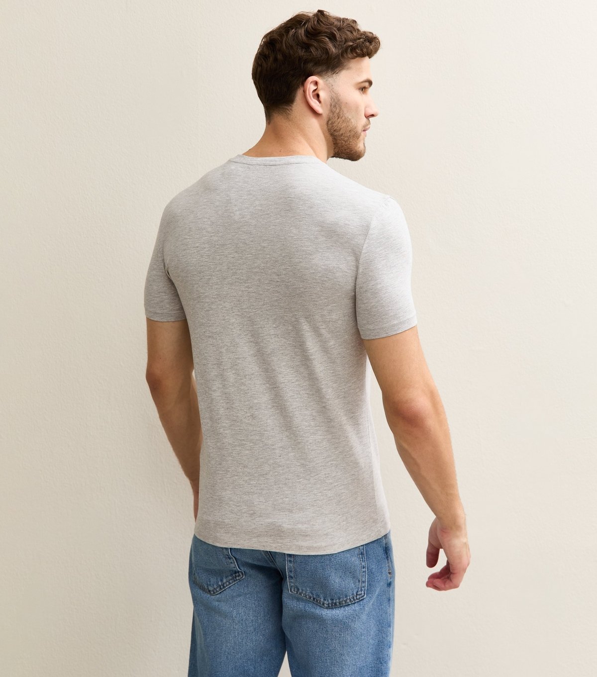 New Look Men's Pack of 2 White and Grey Muscle Fit Crew Neck T-Shirts New Look - 4