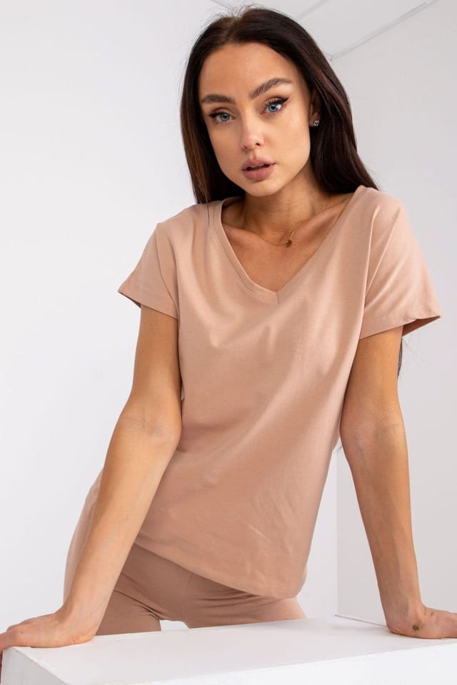 Love Lace Love Lace Women's Straight Cut Heart Neck T-Shirt in Beige - 3