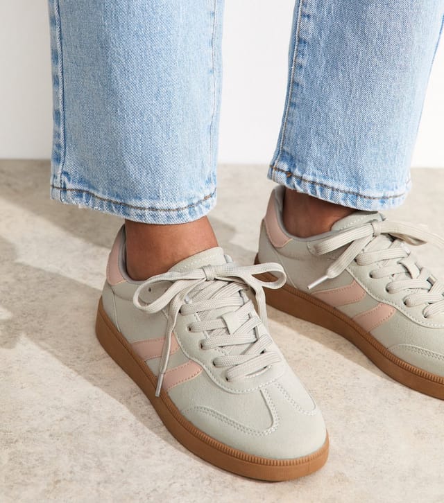 New Look Women's Grey Panelled Faux Suede Contrast Trim Trainers New Look - 2