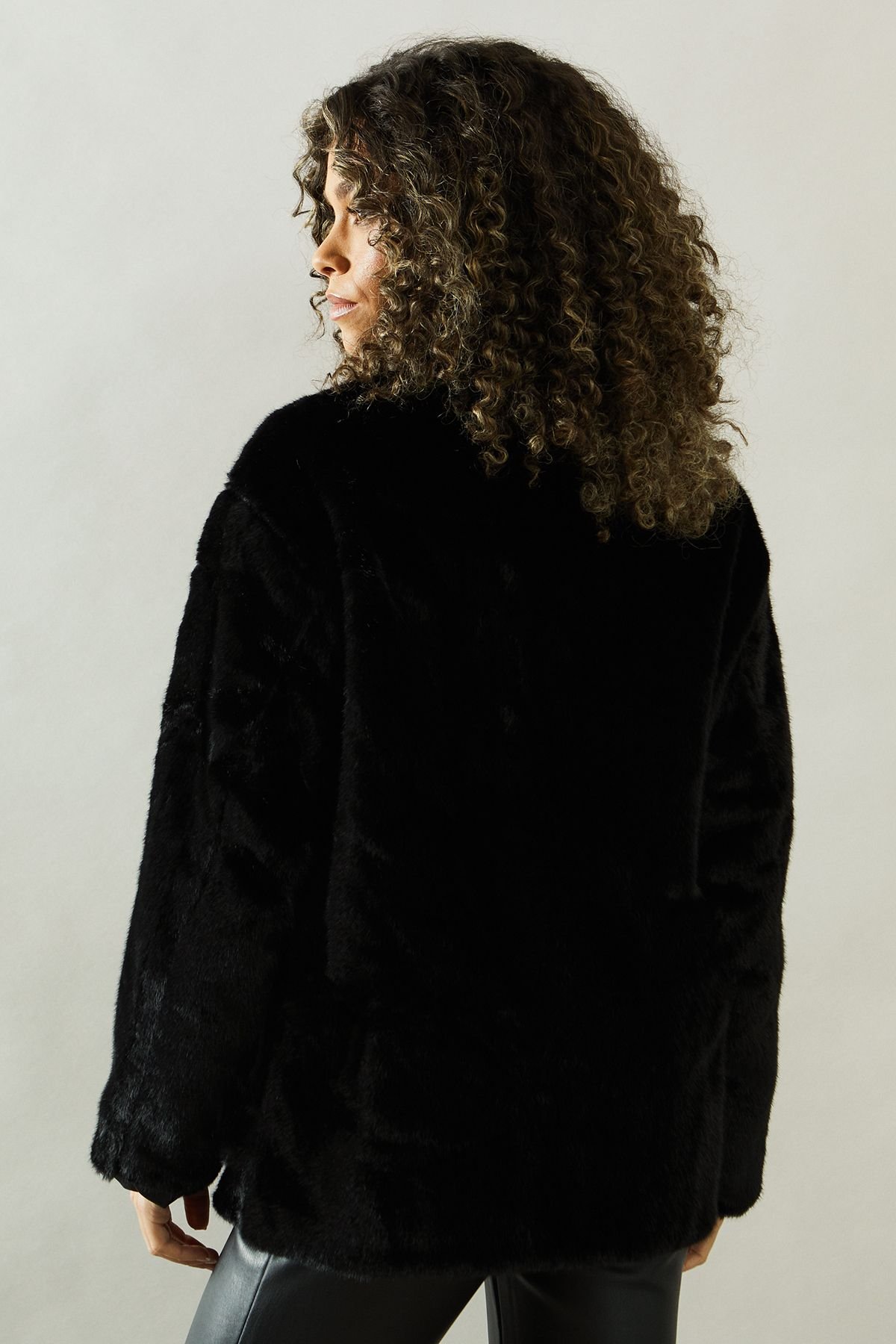 Wallis Wallis Women's PU Detail Faux Fur Jacket in Black - 3