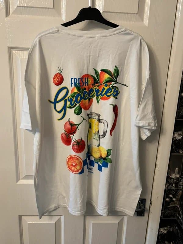 Urban Outfitters Groceries men’s print T-shirt size large oversized