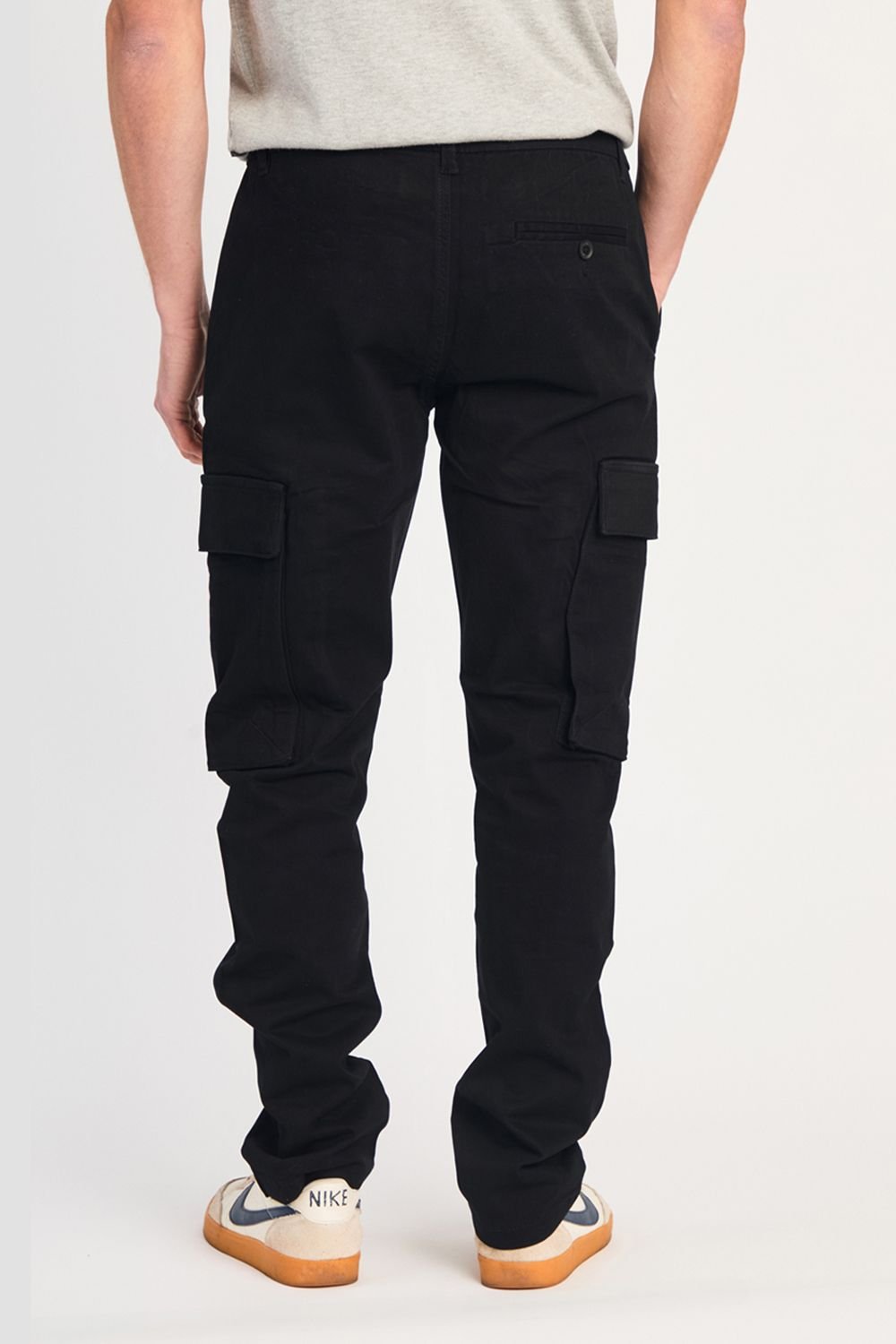 French Connection French Connection Men's Cotton Relaxed Fit Cargo Trousers in Black - 2