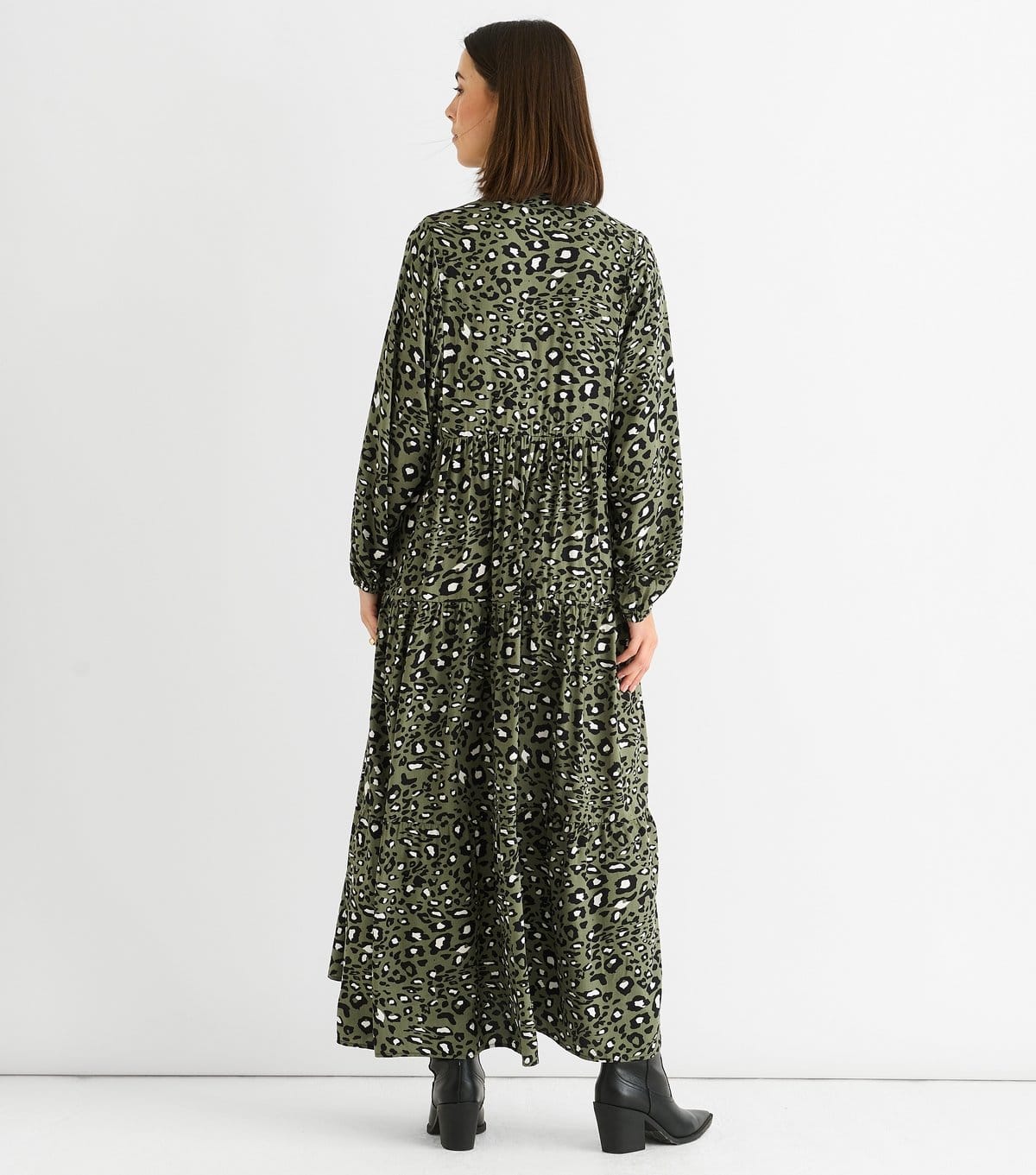 Gini London Women's Light Khaki Animal Print Tiered Midi Dress Gini London New Look - 4