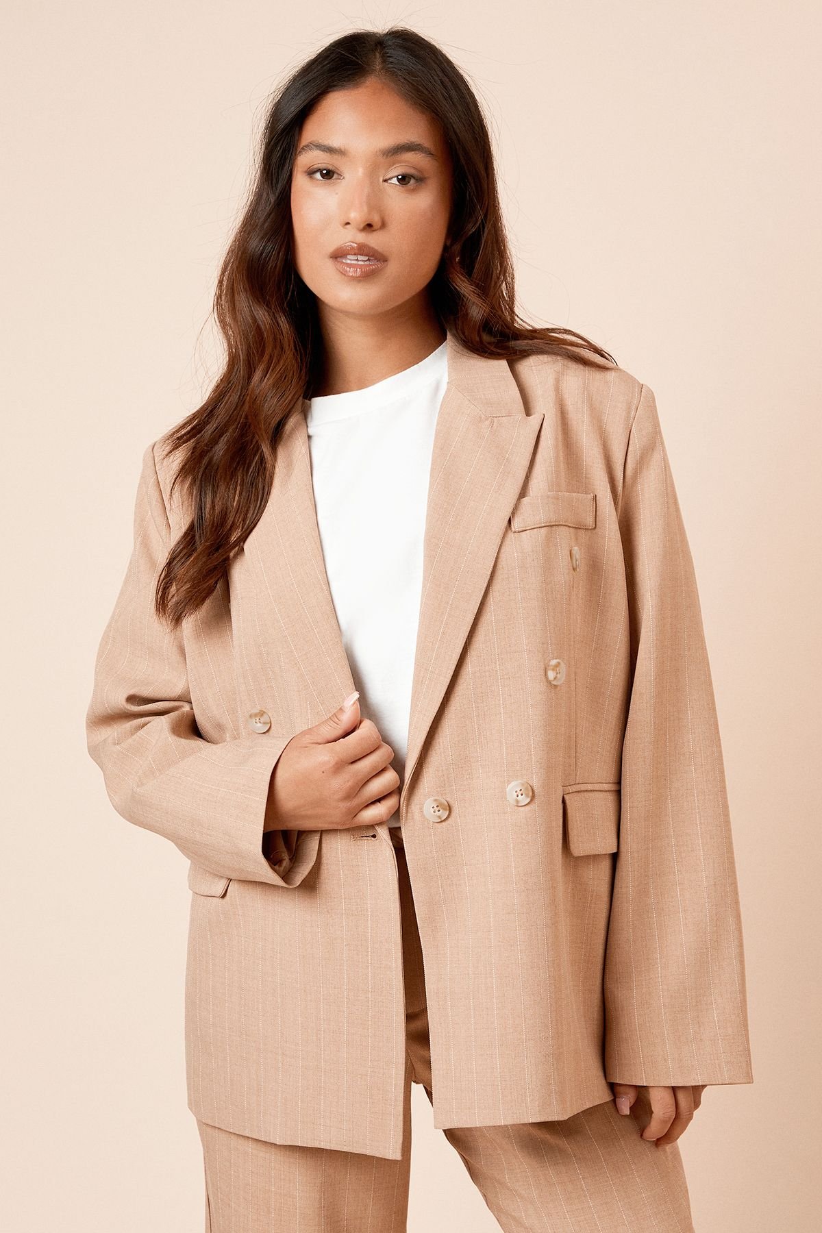 Dorothy Perkins Dorothy Perkins Women's Petite Oversized Double Breasted Stripe Blazer in Camel - 1