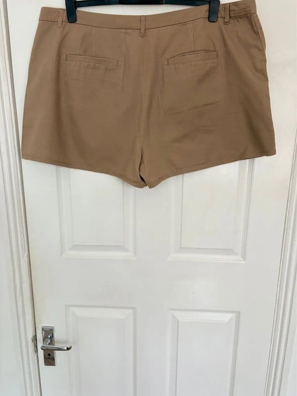 ASOS summer smart chino shorts high waisted wide leg stone beige grey 20uk safari hike holidaywear - 1