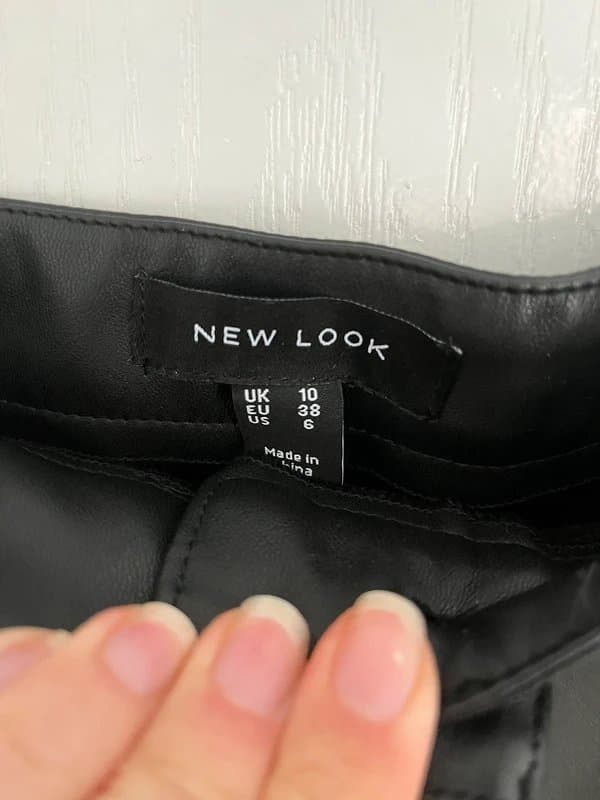 New Look Black leather look mini skirt