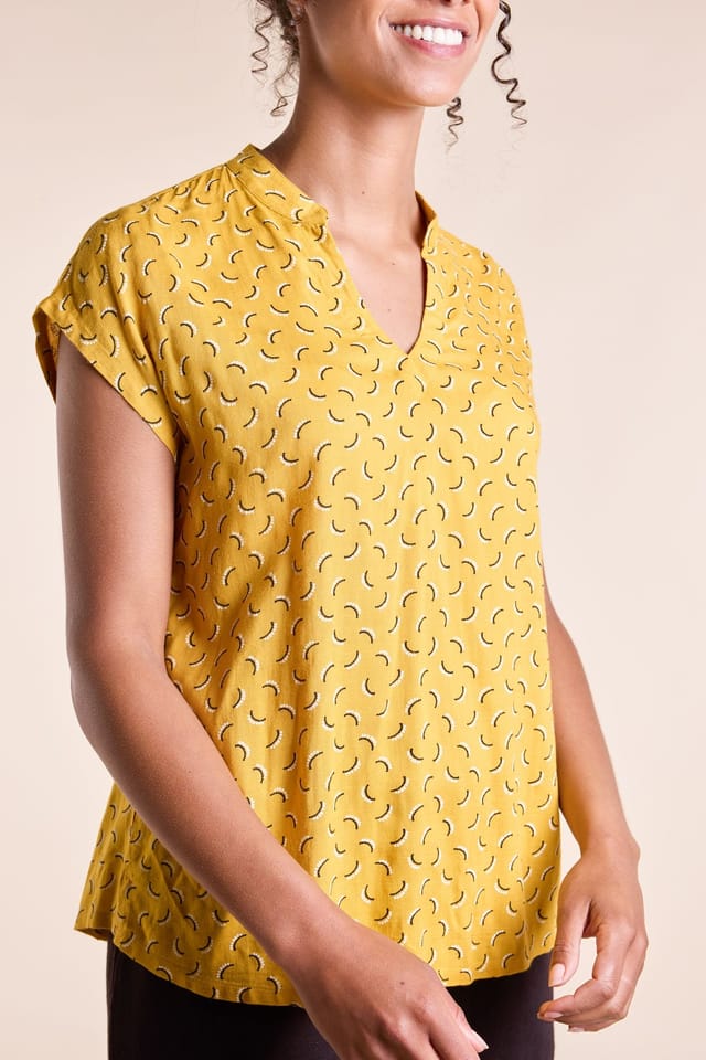 Nomads Clothing Nomads Clothing Women's Viscose Nehru Top in Mustard - 3