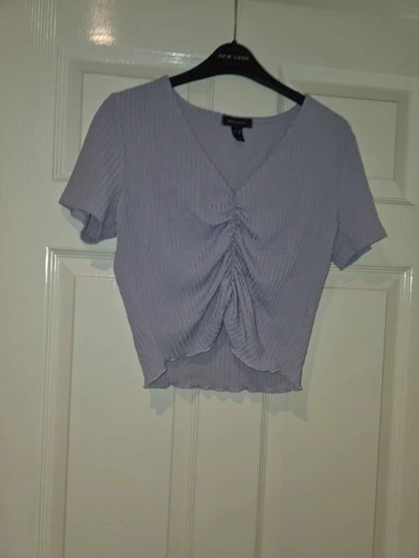New Look Ruched lilac crop top
