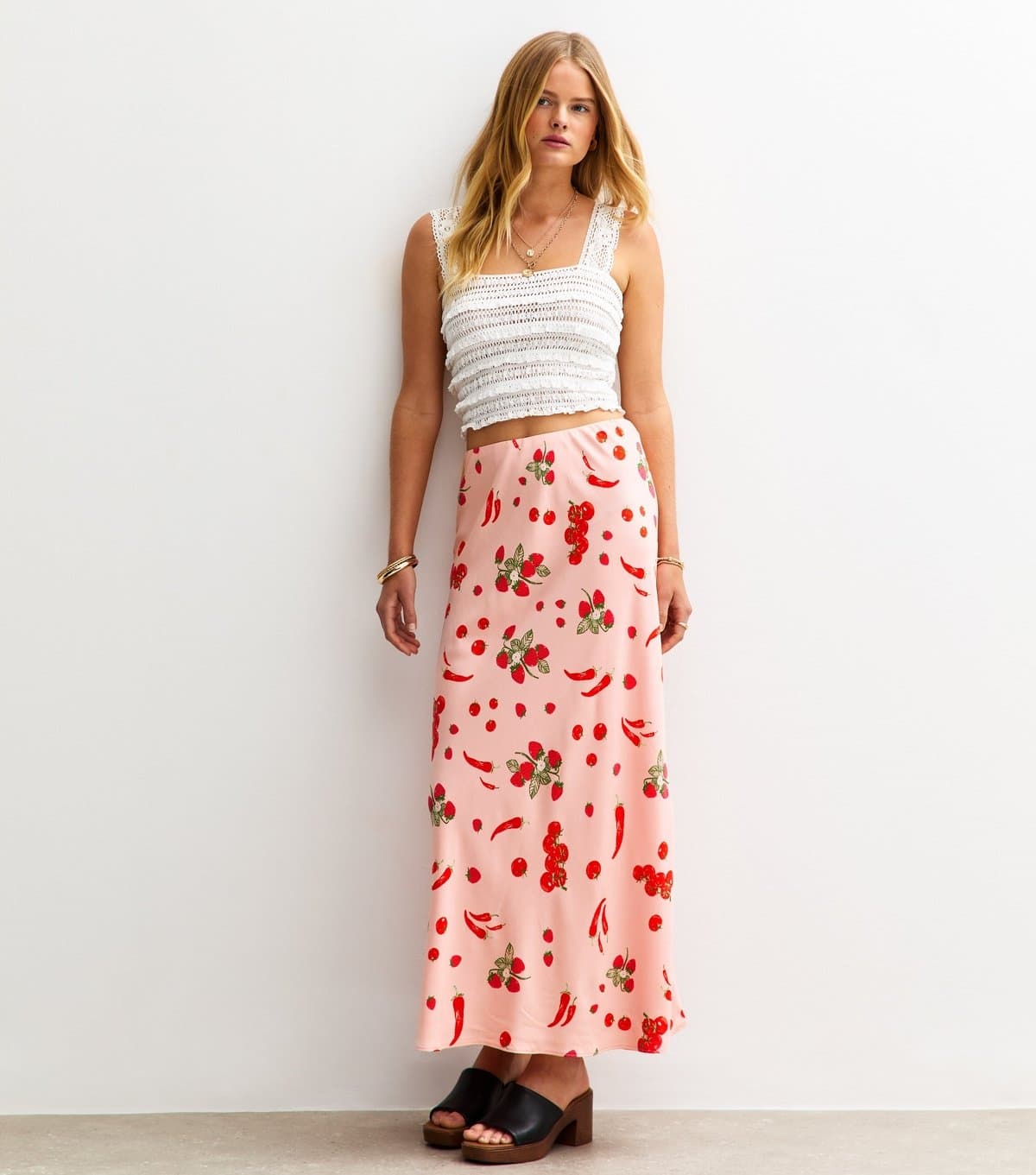 New Look Women's Pink Wild Strawberry Print Midi Skirt New Look